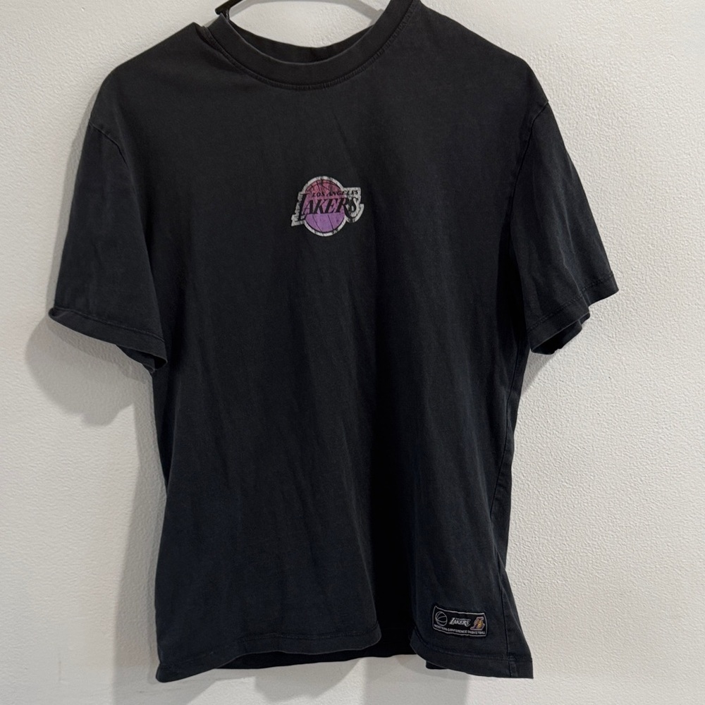 NBA Lakers Basketball Eastern Finals Graphic tee size XS